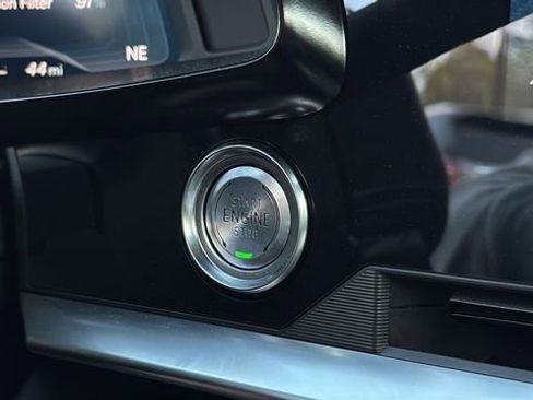 Used 2025 Chevrolet Corvette Z06 image 28