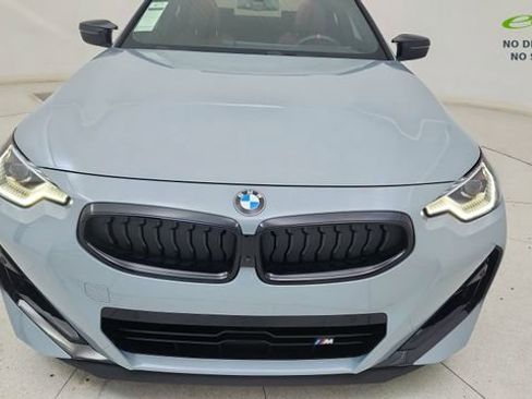 Used 2025 BMW M240i Coupe RWD image 9