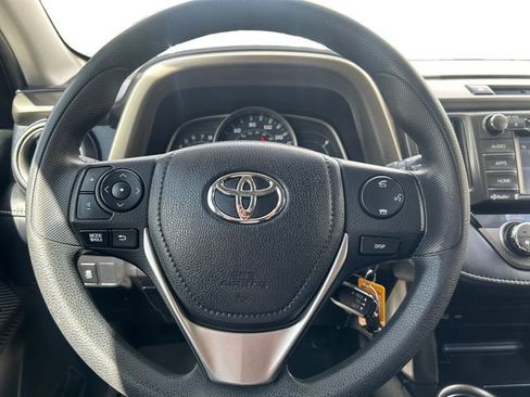 Used 2015 Toyota RAV4 XLE AWD/4WD image 13