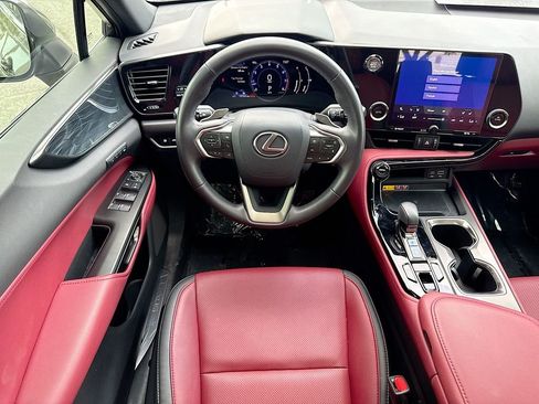 Used 2025 Lexus NX 250 FWD w/ Accessory Package (Z1) image 12