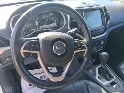 Used 2016 Jeep Cherokee Limited AWD/4WD image 14