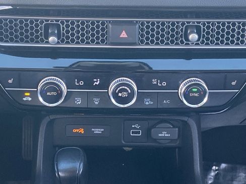 Certified 2022 Honda Civic EX image 22