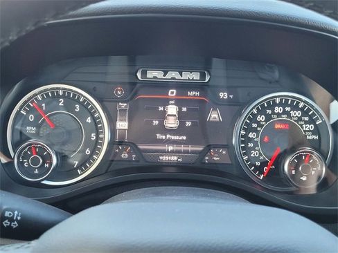 Certified 2025 RAM 1500 Big Horn image 8