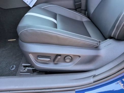 Used 2026 Toyota Camry SE w/ Convenience Package FWD image 13