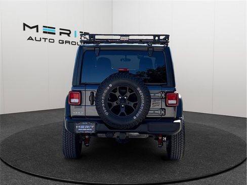 Used 2022 Jeep Wrangler Unlimited Willys image 8