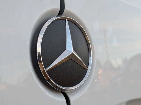 Used 2025 Mercedes-Benz Sprinter 2500 image 20