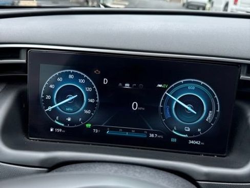 Used 2022 Hyundai Tucson Limited w/ Cargo Package AWD/4WD image 2