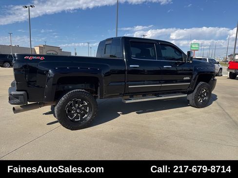 Used 2017 Chevrolet Silverado 2500 High Country w/ Duramax Plus Package image 23