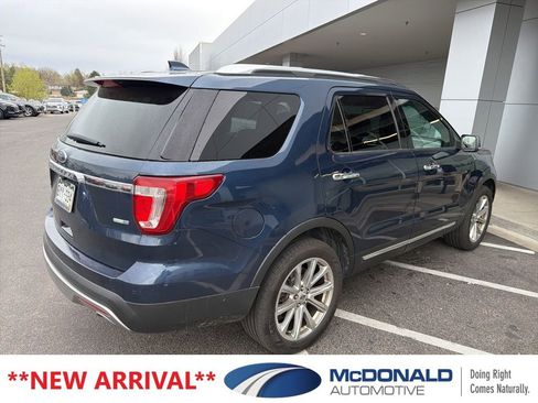 Used 2017 Ford Explorer Limited w/ Equipment Group 303A image 3