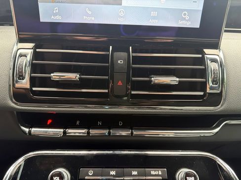 Used 2020 Lincoln Navigator Reserve w/ Luxury Package AWD/4WD image 24