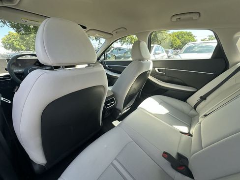 Used 2025 Hyundai Sonata SEL FWD image 23