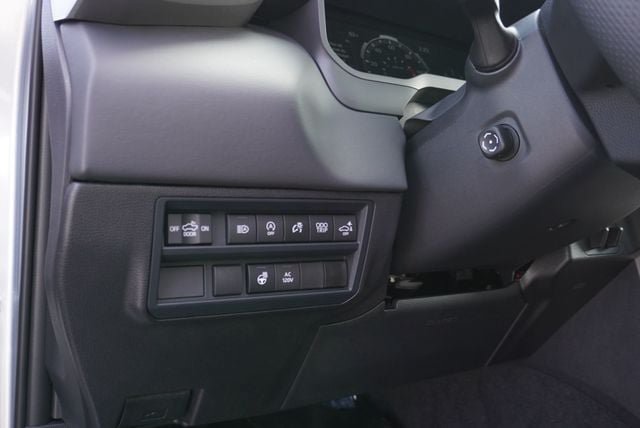 Used 2026 Toyota Tundra Platinum AWD/4WD image 30