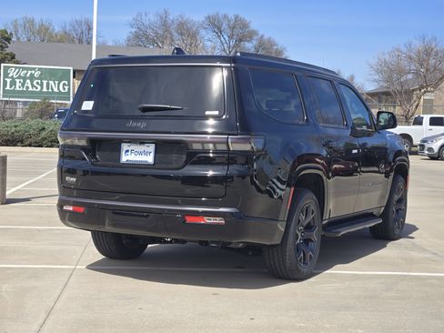 New 2026 Jeep Grand Wagoneer Limited AWD/4WD image 4