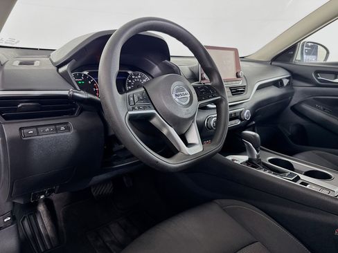 Used 2022 Nissan Altima 2.5 SV AWD/4WD image 21