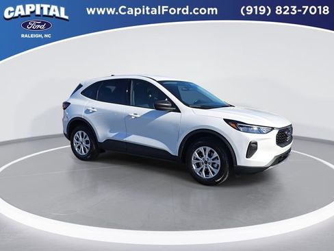 New 2026 Ford Escape Active image 2