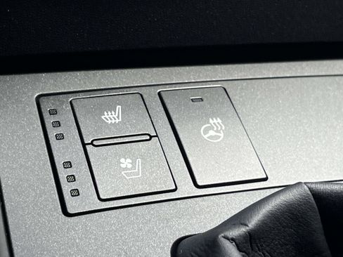 Used 2025 Lexus IS 350 F Sport w/ Accessory Package RWD image 35