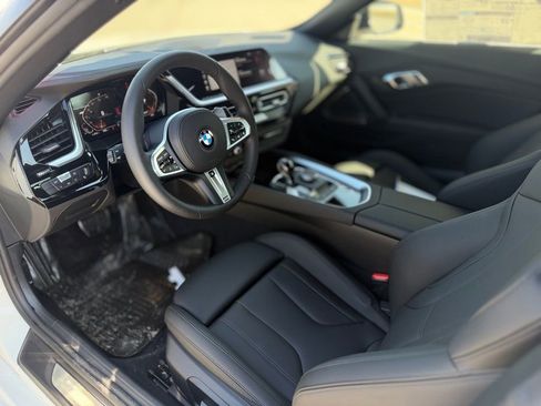 New 2026 BMW Z4 sDrive30i w/ Convenience Package RWD image 10