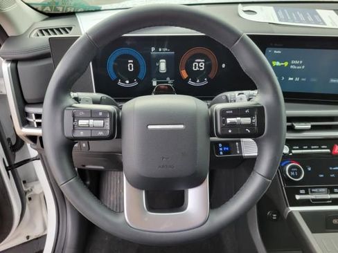 Used 2025 Hyundai Santa Fe SEL AWD/4WD image 24