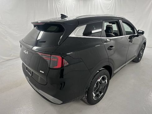 New 2026 Kia Sportage EX AWD/4WD image 3