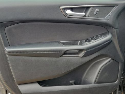 Used 2018 Ford Edge SE AWD/4WD image 19