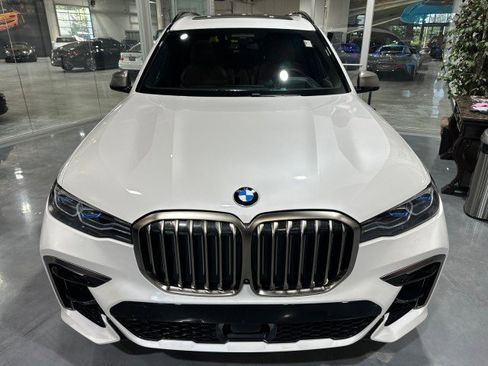 Used 2020 BMW X7 M50i w/ Dynamic Handling Package AWD/4WD image 13