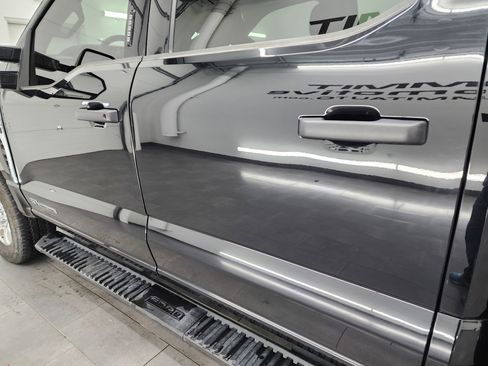 Used 2023 Ford F250 XLT w/ FX4 Off-Road Package image 29