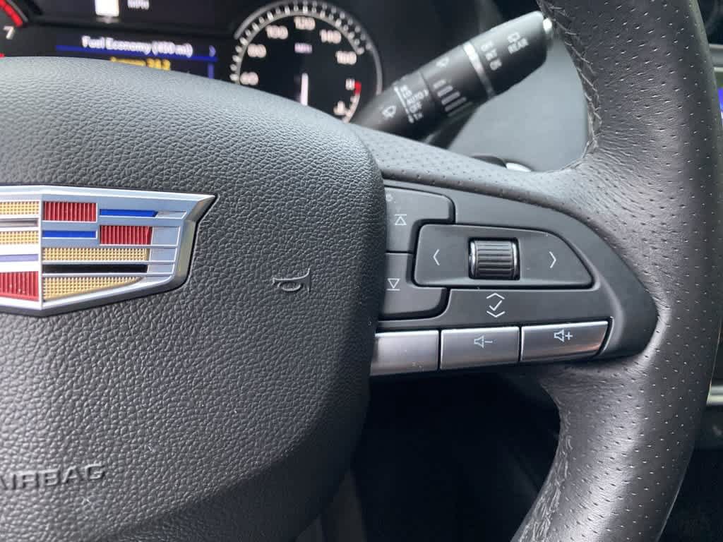 Used 2023 Cadillac XT4 Sport w/ Cold Weather Package AWD/4WD image 23