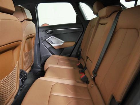 Used 2021 Audi Q3 2.0T Premium w/ Convenience Package image 15