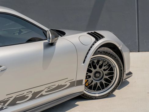 Used 2019 Porsche 911 GT3 RS RWD image 35