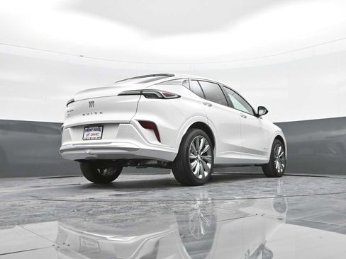 Used 2025 Buick Envista Avenir image 38