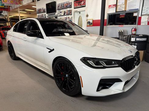 Used 2023 BMW M5 AWD/4WD image 3