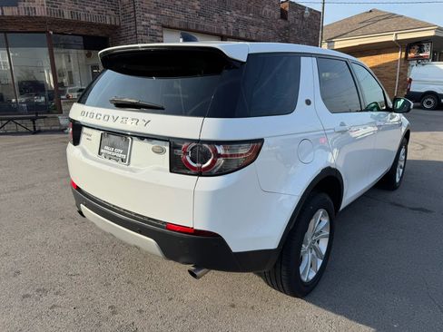 Used 2018 Land Rover Discovery Sport HSE AWD/4WD image 16