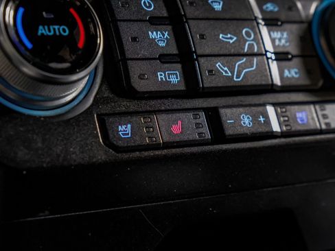 Used 2018 Ford F250 Platinum w/ Platinum Ultimate Package image 27