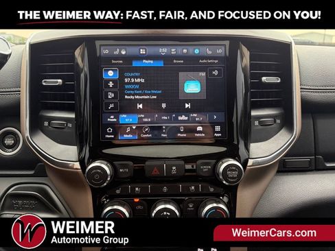 Used 2022 RAM 2500 Laramie AWD/4WD image 32