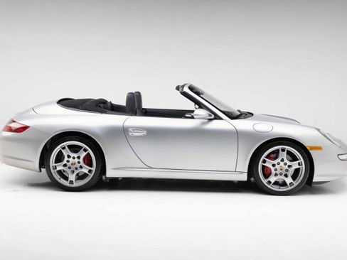 Used 2006 Porsche 911 Carrera S RWD image 15