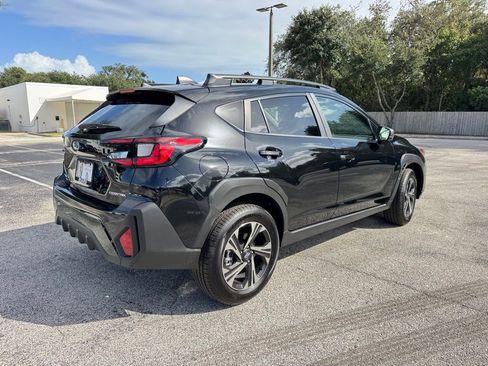 Used 2025 Subaru Crosstrek 2.0i Premium image 9