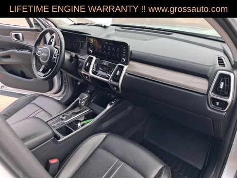 Used 2022 Kia Sorento S w/ Panoramic Sunroof Package AWD/4WD image 38