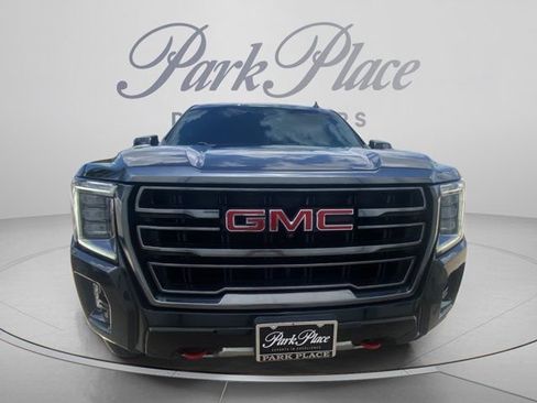 Used 2023 GMC Yukon AT4 w/ AT4 Premium Plus Package AWD/4WD image 8