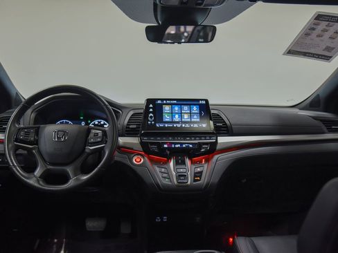 Used 2025 Honda Odyssey Sport-L image 29