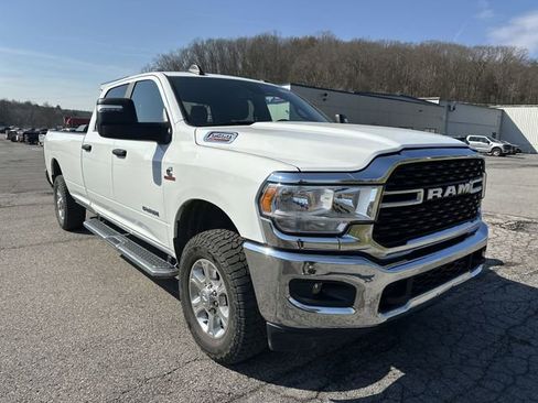 Used 2024 RAM 3500 Big Horn AWD/4WD image 11