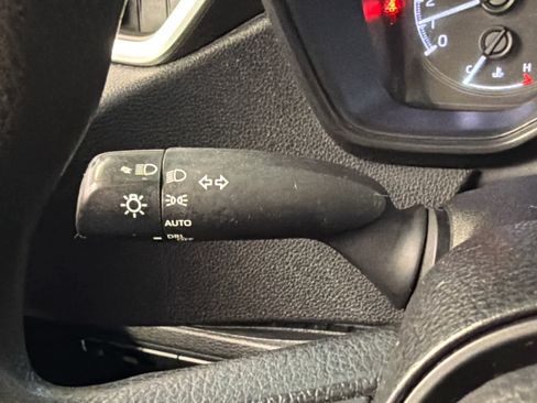 Used 2022 Toyota Corolla LE image 35