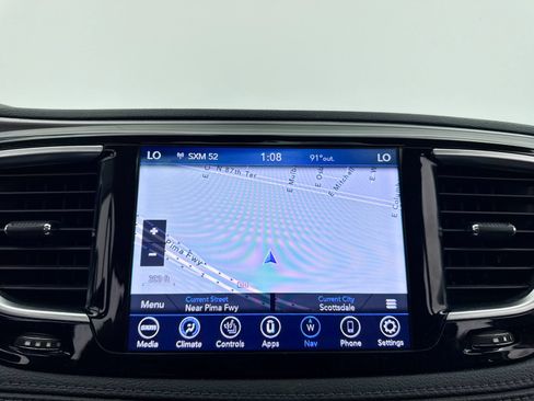 Used 2019 Chrysler Pacifica Limited FWD image 5