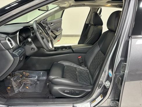 Used 2022 Nissan Maxima Platinum FWD image 14