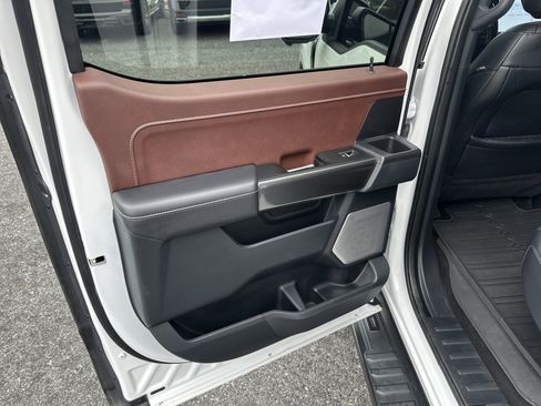 Used 2021 Ford F150 Lariat w/ Equipment Group 502A High image 24