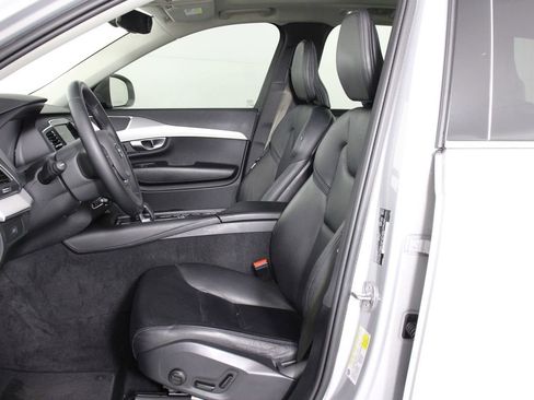 Certified 2023 Volvo XC90 B5 Core w/ Protection Package Premier image 31