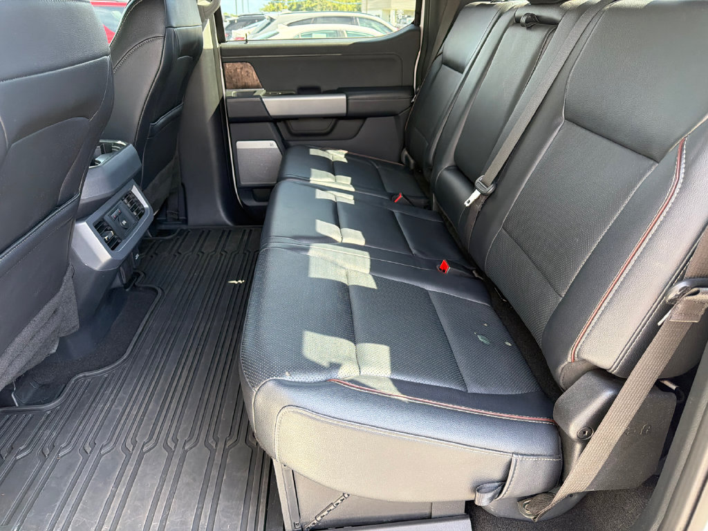 Used 2024 Ford F250 Lariat w/ Lariat Ultimate Package AWD/4WD image 20