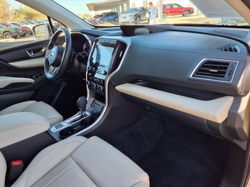 Used 2022 Subaru Ascent Limited w/ Technology Package image 19