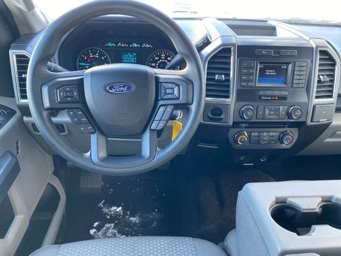 Used 2016 Ford F150 XLT image 8