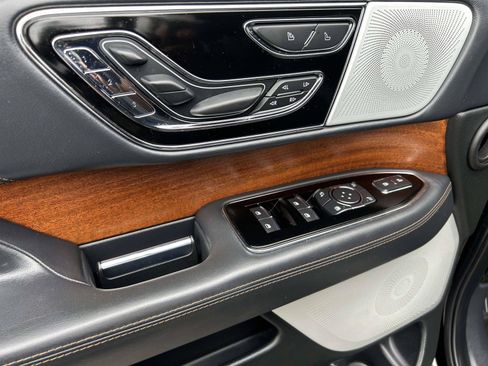 Certified 2022 Lincoln Navigator Black Label AWD/4WD image 21