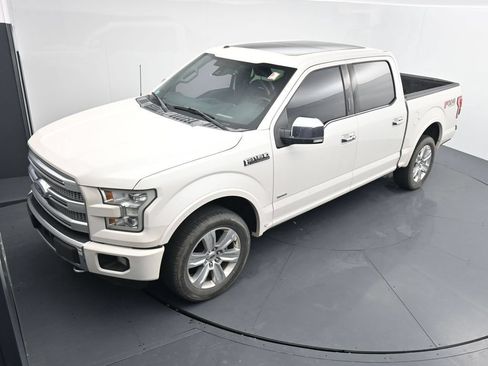 Used 2016 Ford F150 Platinum w/ Equipment Group 701A Luxury AWD/4WD image 12